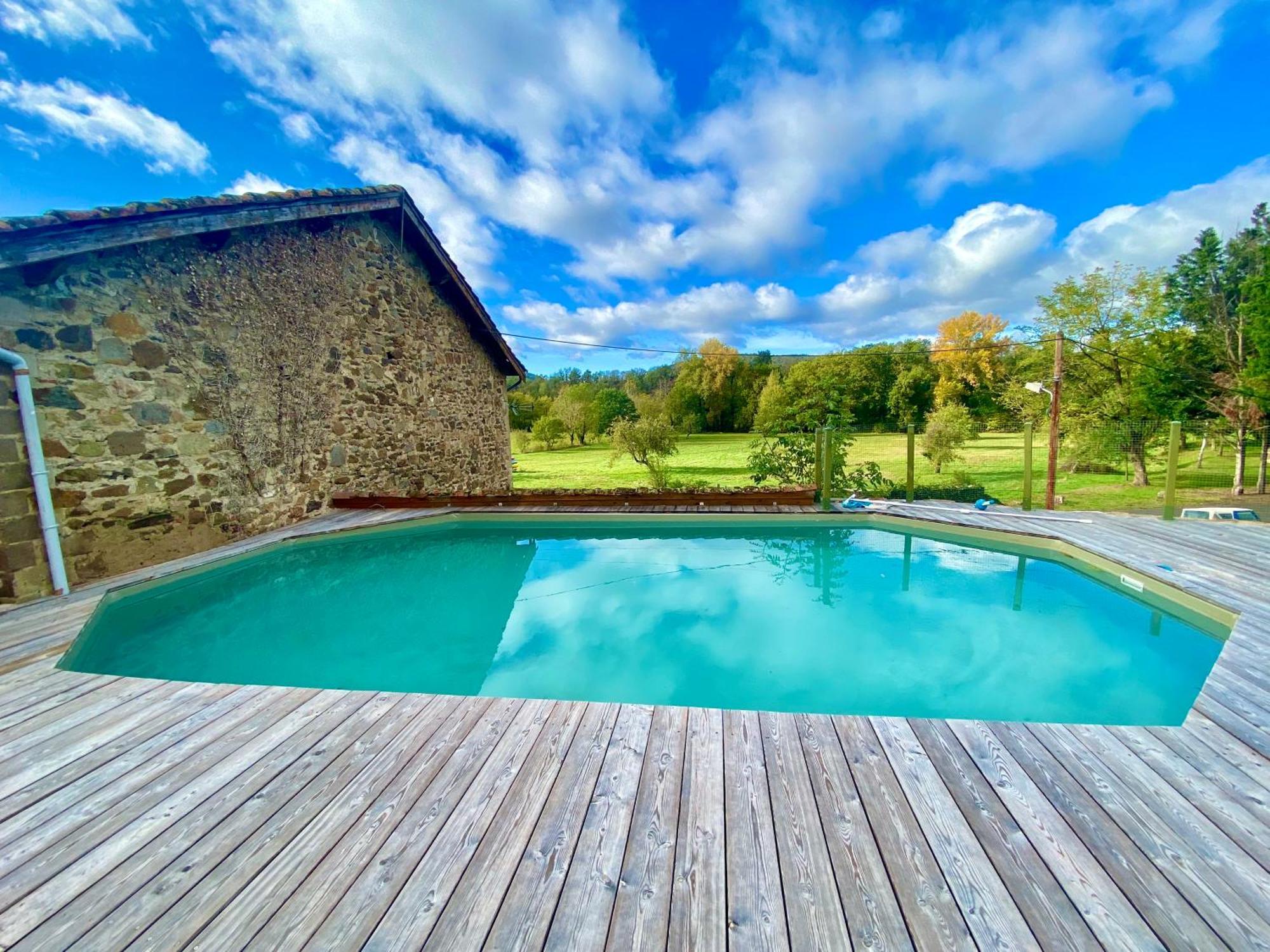 Chambres Et Maisons D'Hotes Du Prieure De La Bajasse - Le 1150 Vieille-Brioude Экстерьер фото